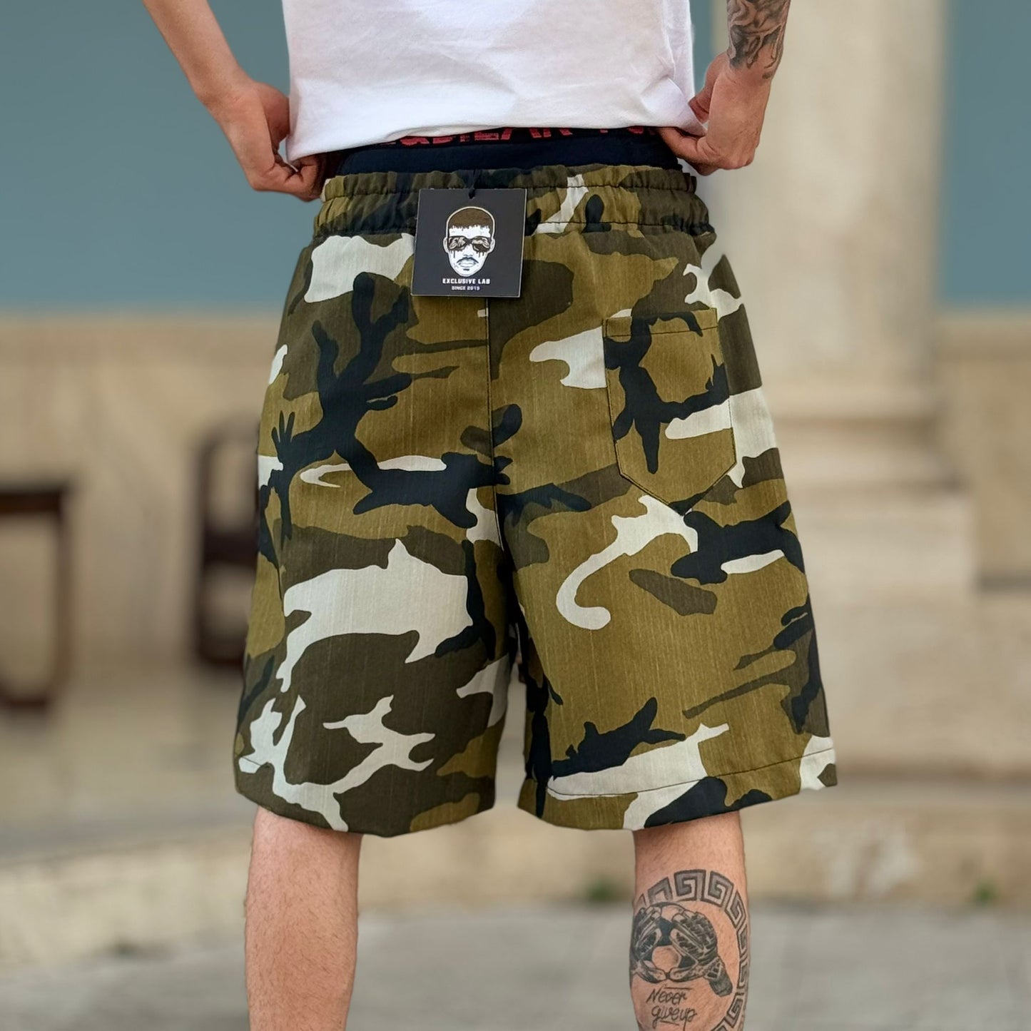 Short camo
