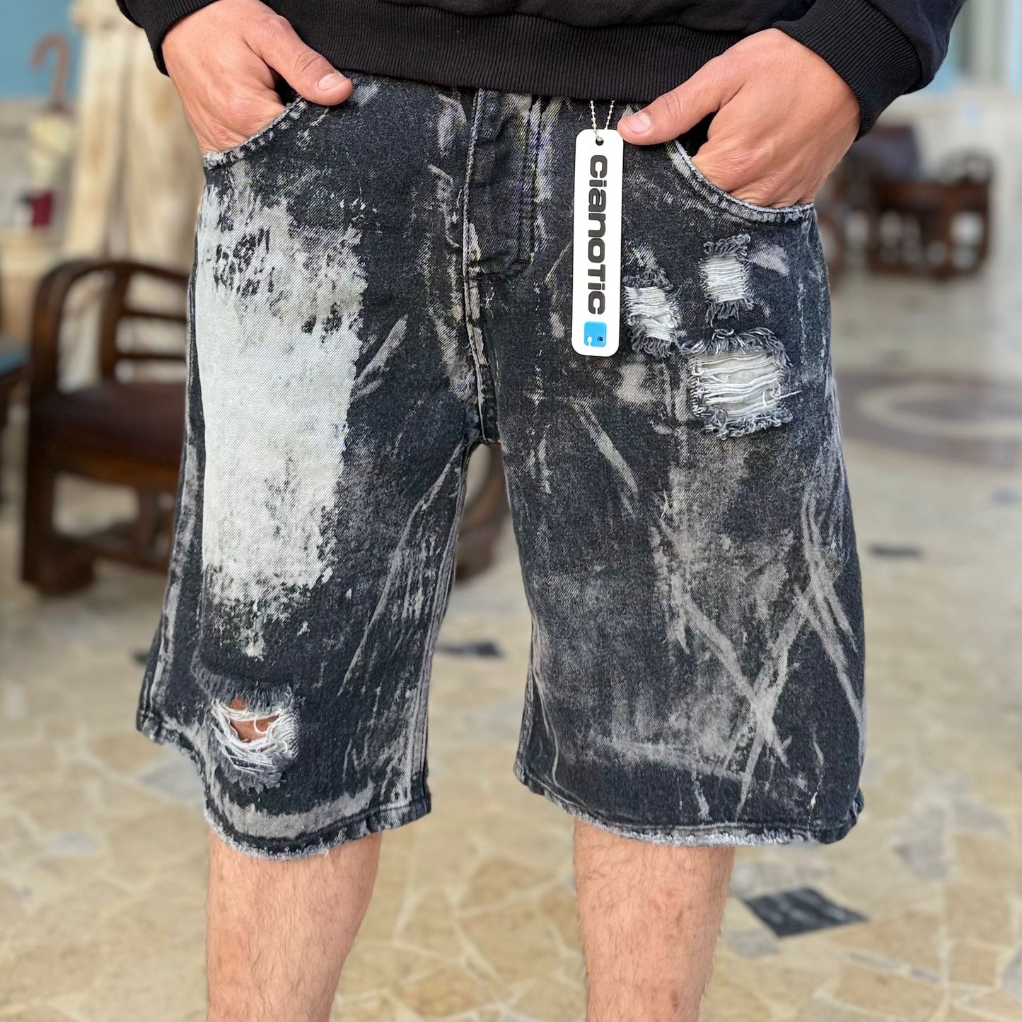 Short spin black